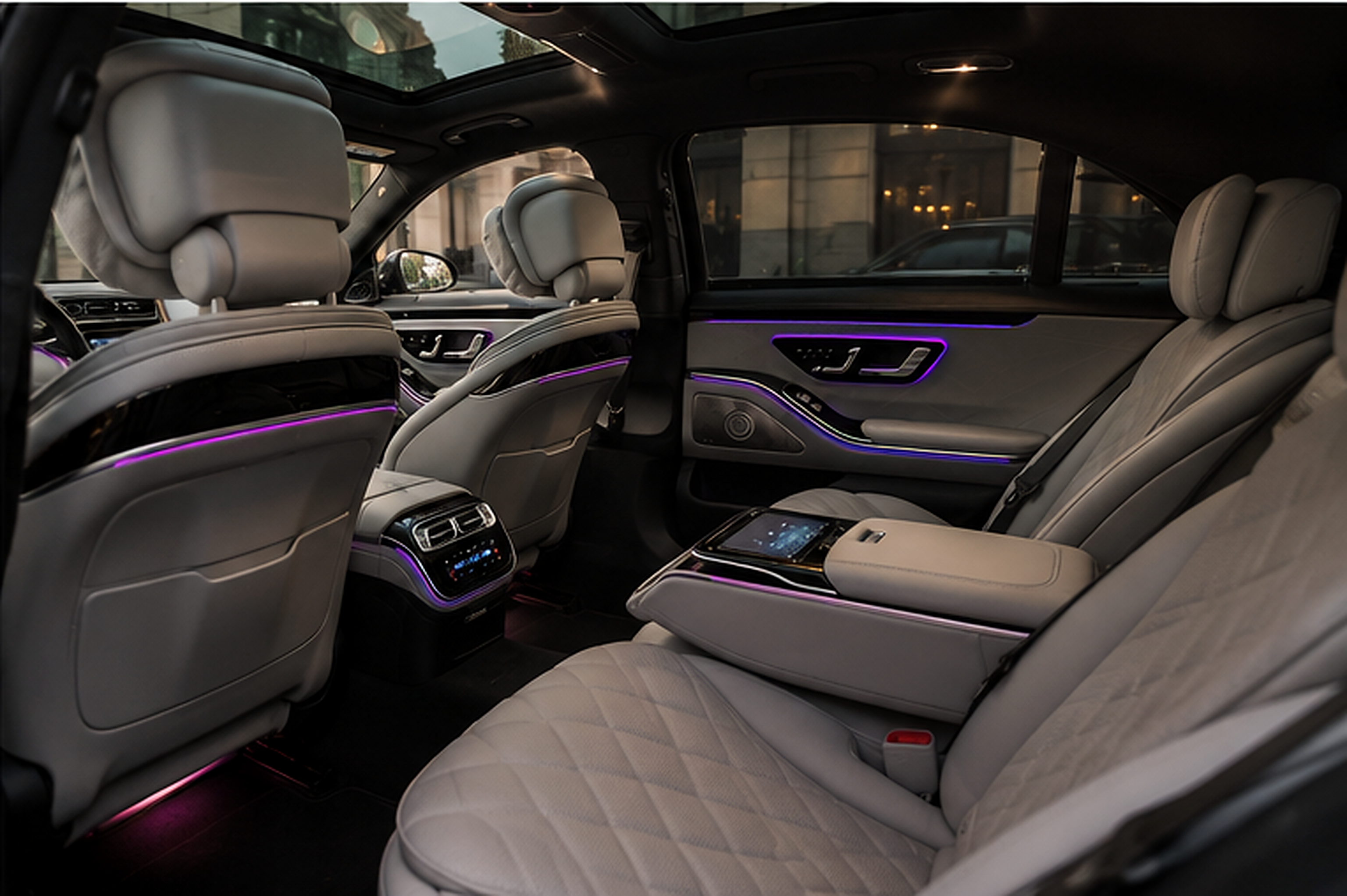 Mercedes-Benz S-Class S500 - White Leather Executive Suite