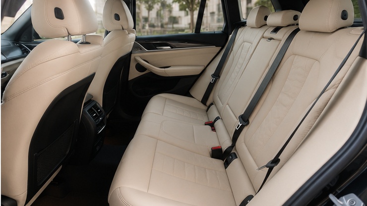 BMW X3 G01 - Beige Vernasca Leather Lounge